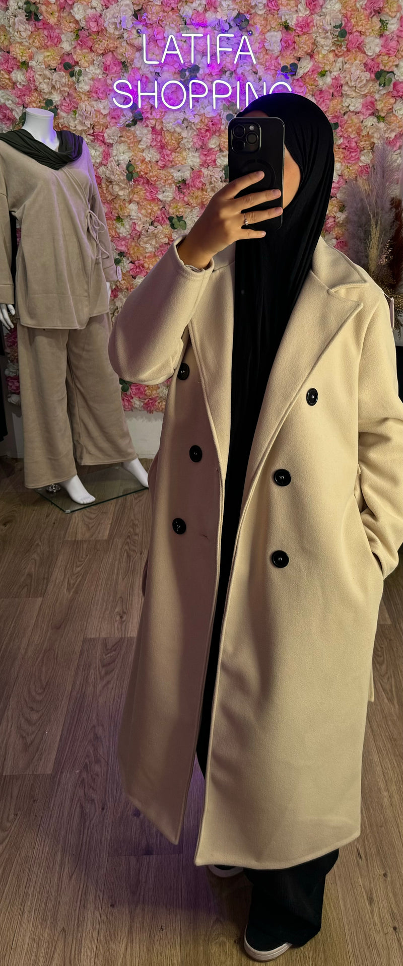 Trench avec boutons + ceinture- Beige